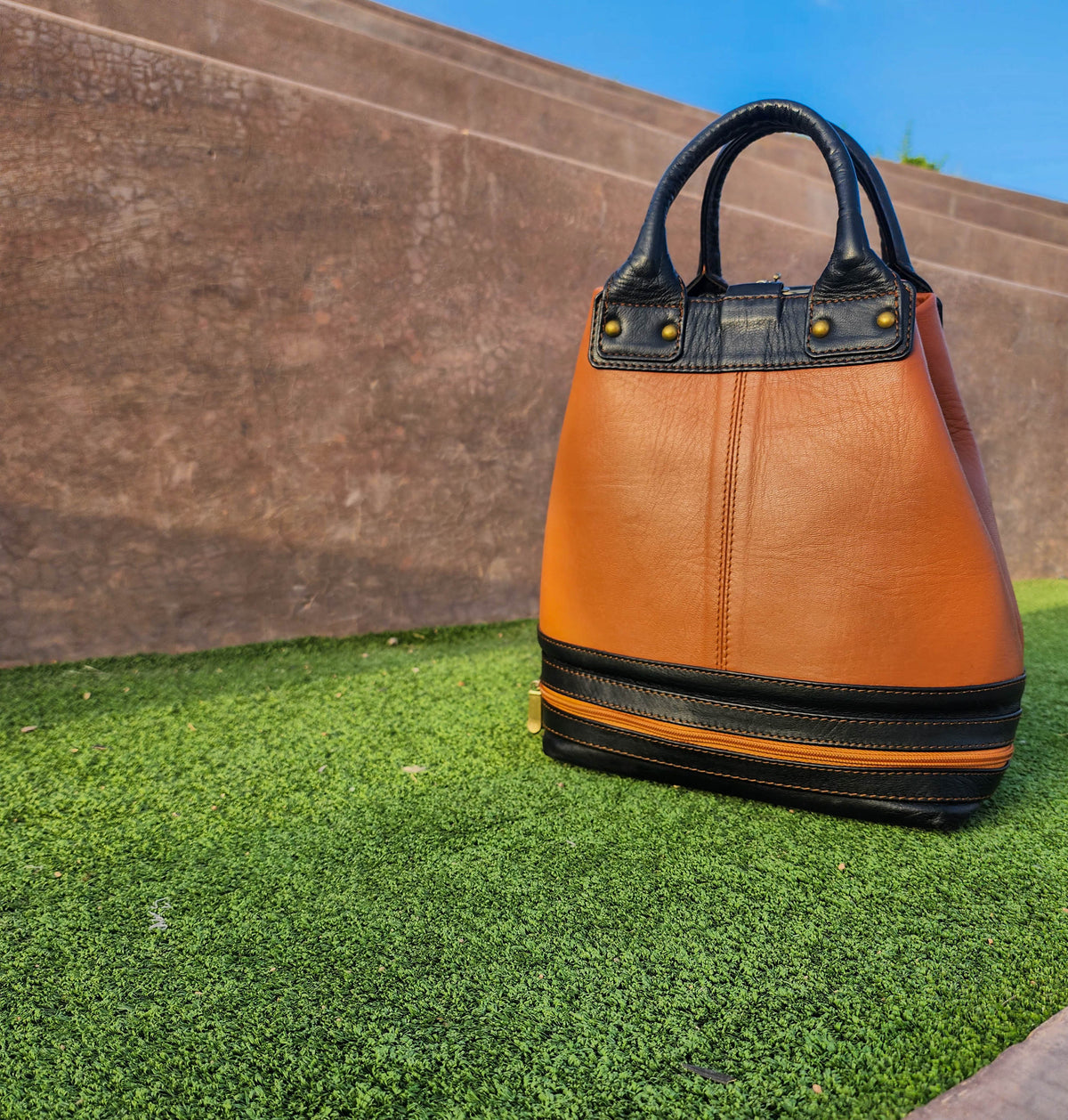 Nomad Switch Convertible Leather Bucket Bag