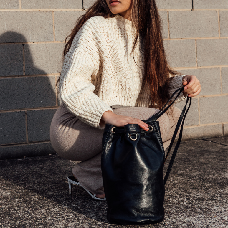 Atlas Ridge Leather Bucket Bag