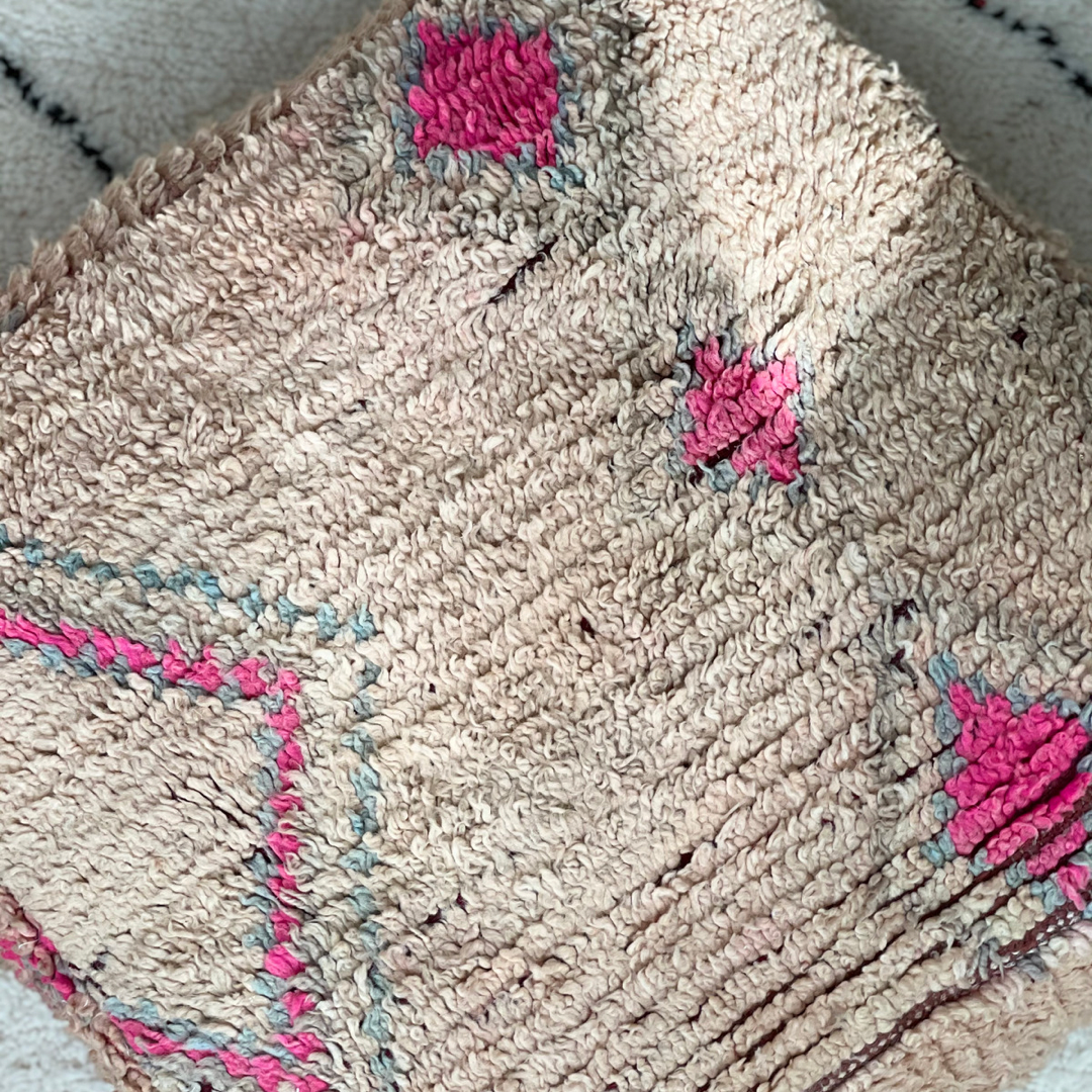 Vintage Berber Pouffe - 115