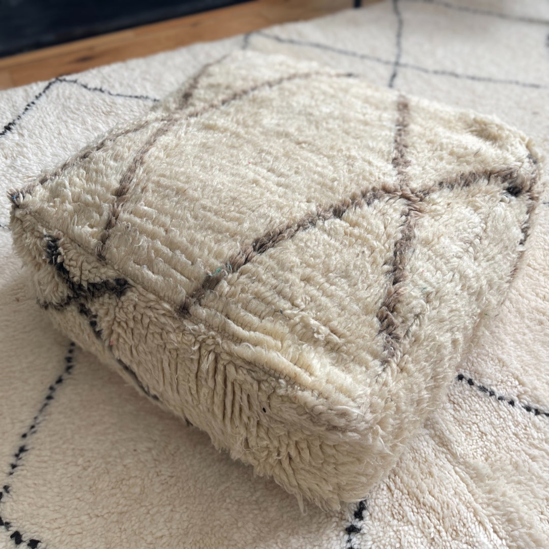 Vintage Berber Pouffe - Beni Ourain