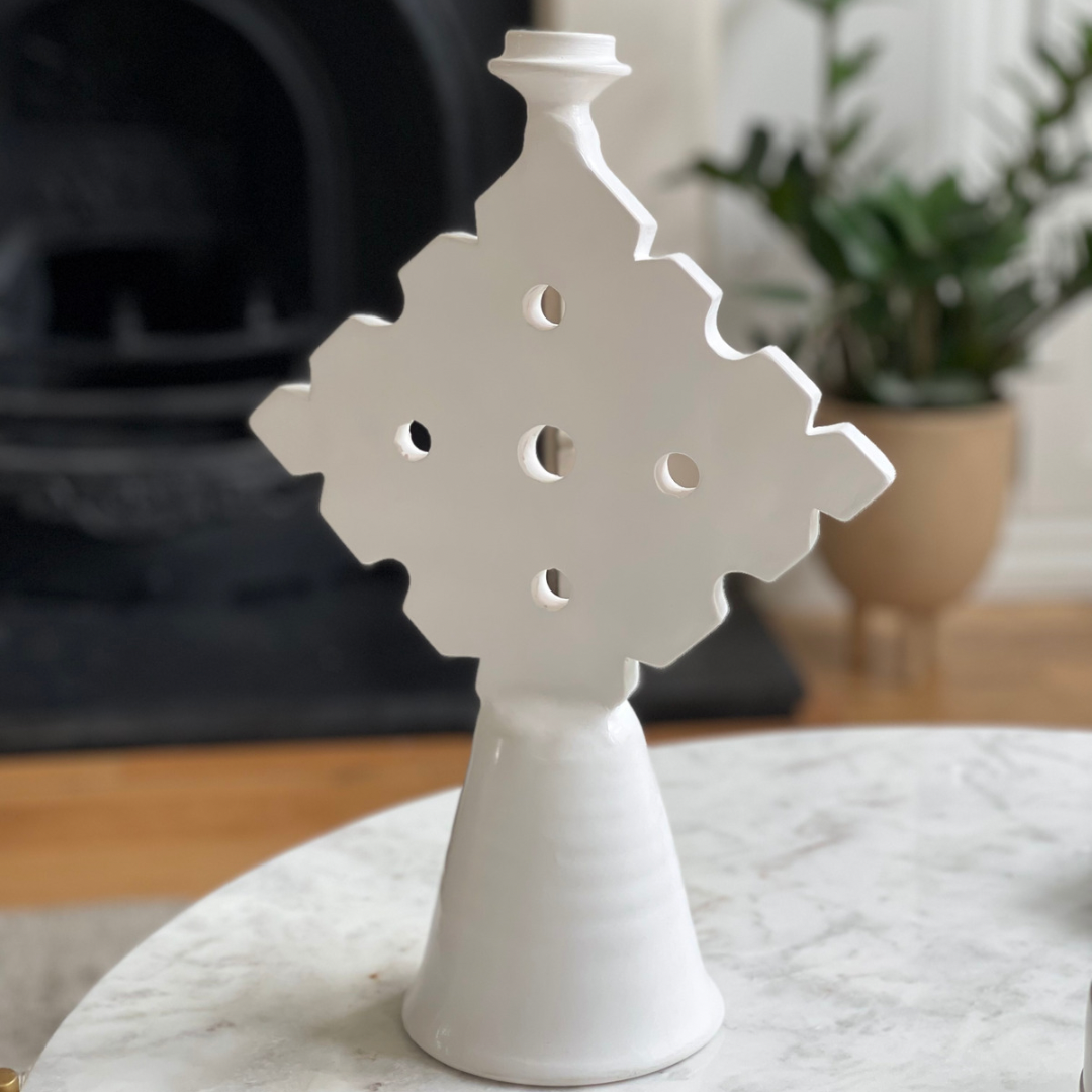 Tadelakt Triangle Candlestick Large - White