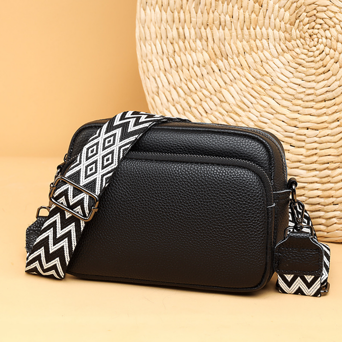 Noir&amp;Blanc Atlas Leather Crossbody purse by NomadandFashion